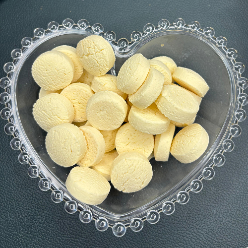 Biscoitinhos de leite condensado servidos em porção